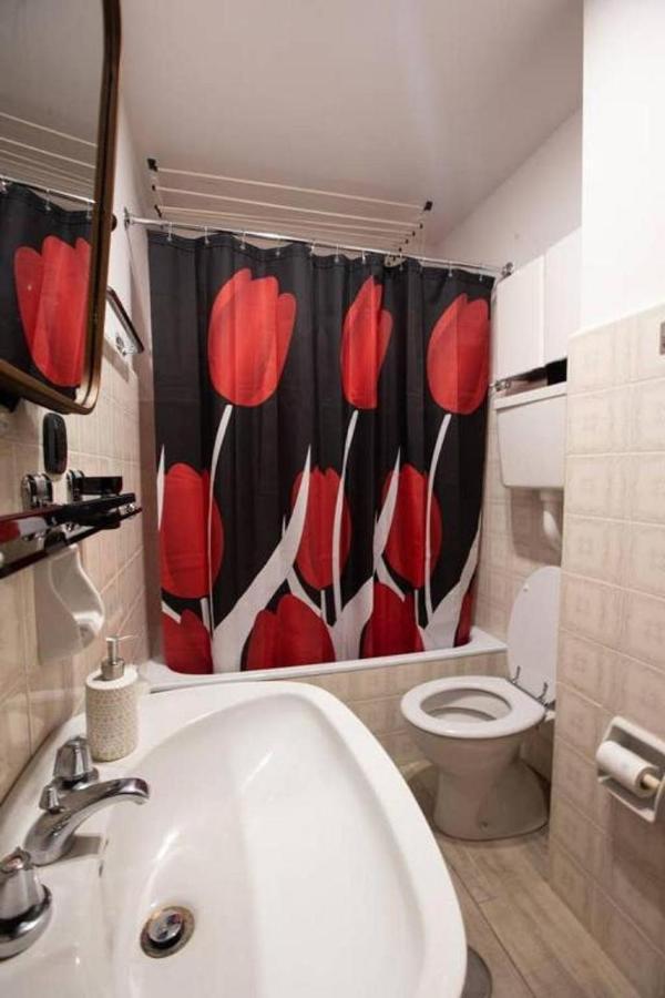 Appartamento ALTIDO Flat for 6, in the Historic Town Pré-Saint-Didier Esterno foto