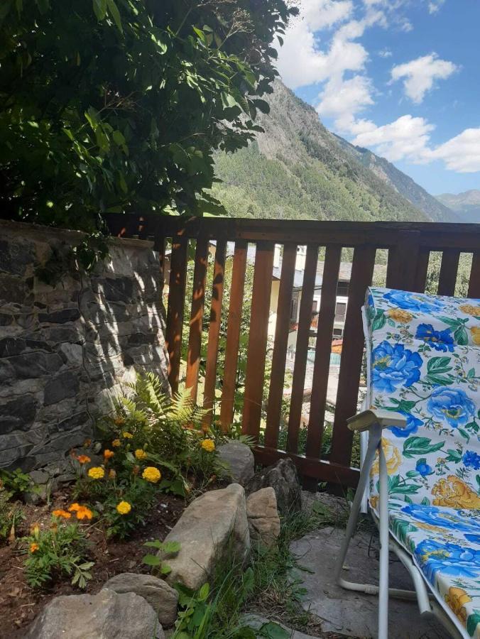 Appartamento ALTIDO Flat for 6, in the Historic Town Pré-Saint-Didier Esterno foto